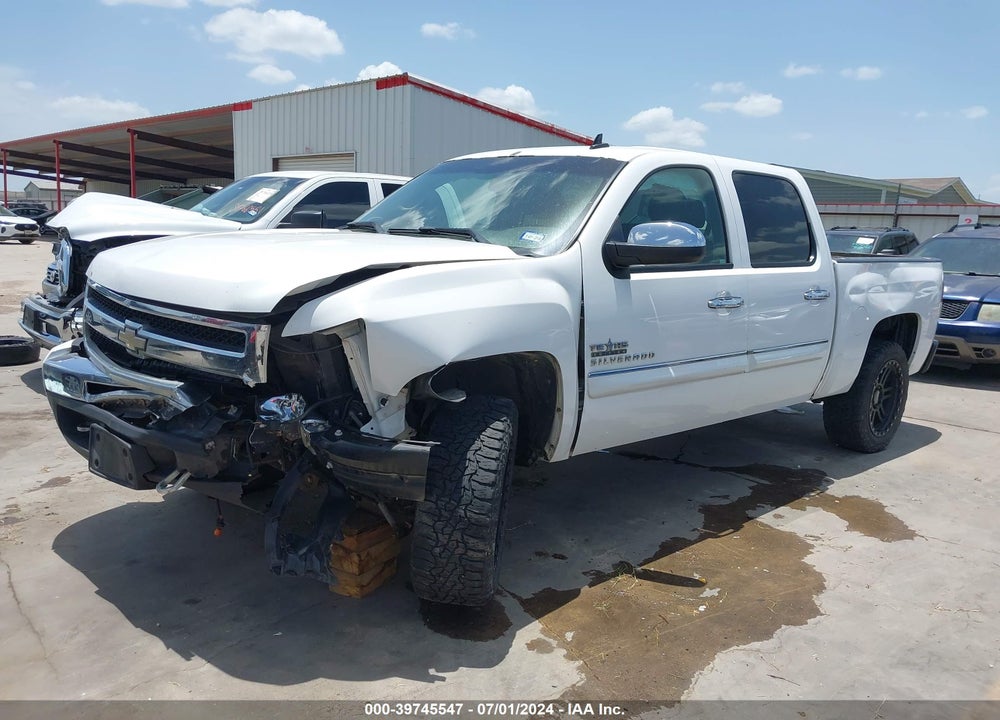 2011 CHEVROLET SILVERADO 1500 LT VIN: 3GCPCSE01BG198659