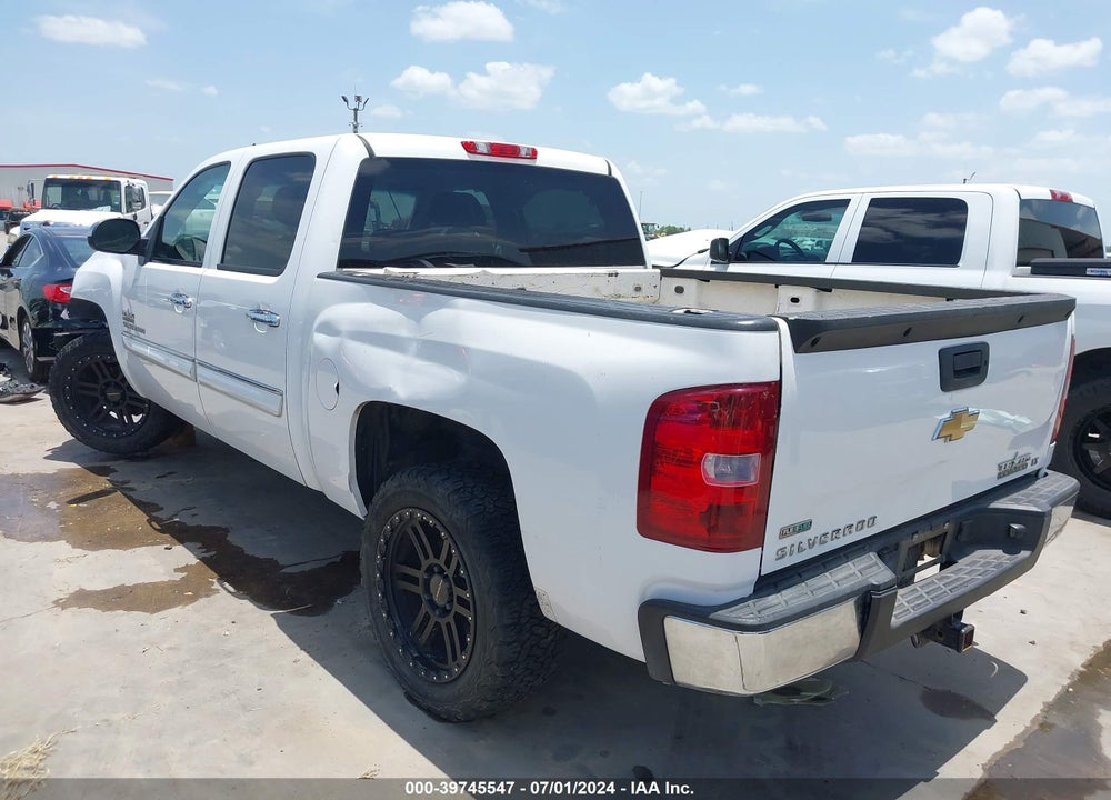 2011 CHEVROLET SILVERADO 1500 LT VIN: 3GCPCSE01BG198659