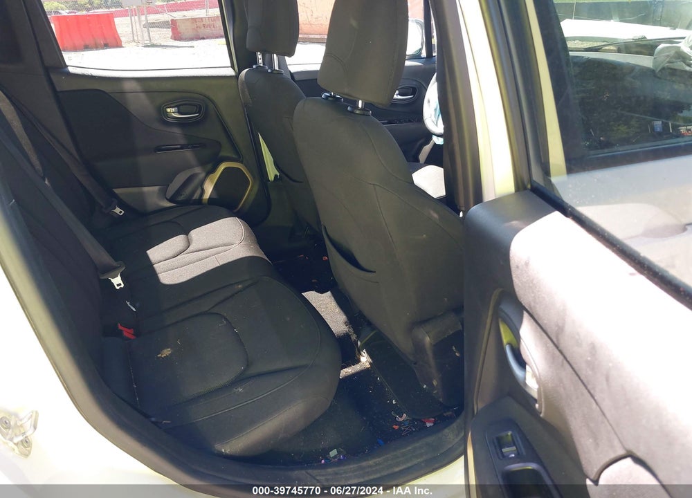 2015 JEEP RENEGADE LATITUDE VIN: ZACCJABTXFPB42687