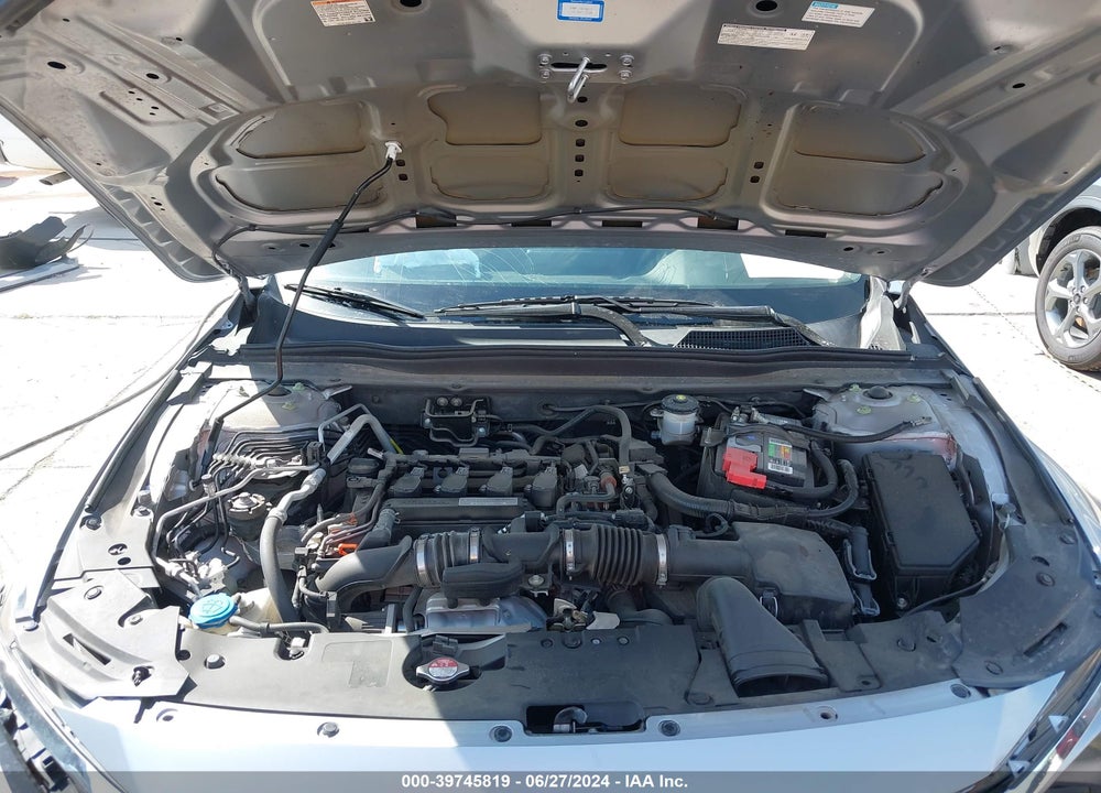 2018 HONDA ACCORD LX VIN: 1HGCV1F1XJA082434