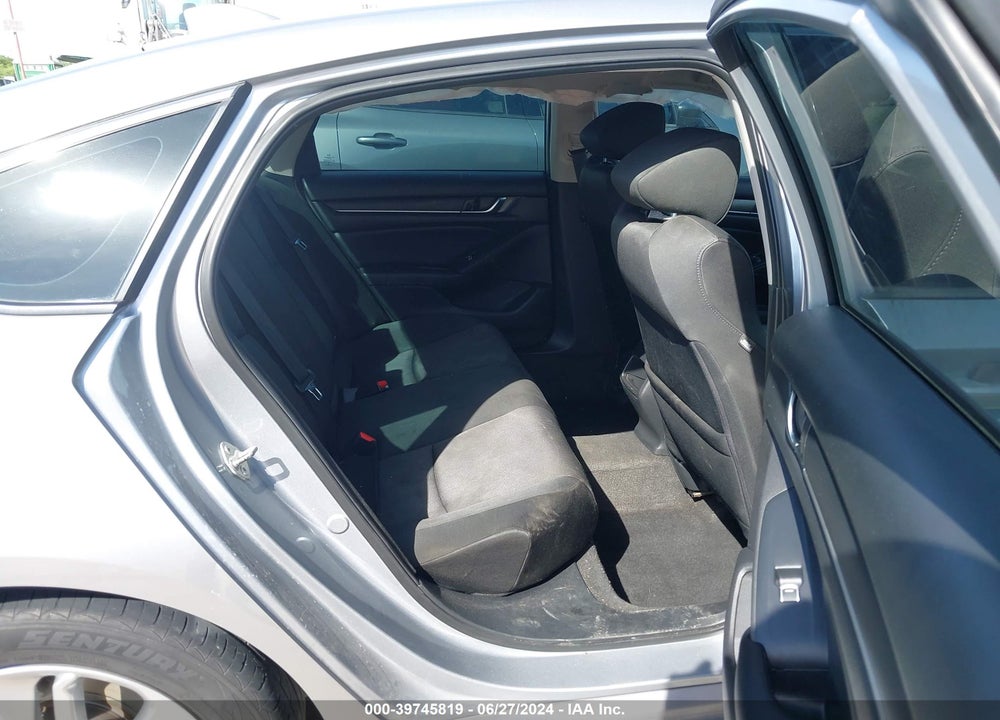 2018 HONDA ACCORD LX VIN: 1HGCV1F1XJA082434