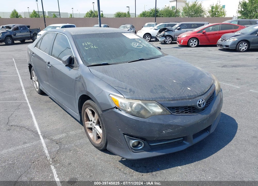 2014 TOYOTA CAMRY SE VIN: 4T1BF1FK6EU813960