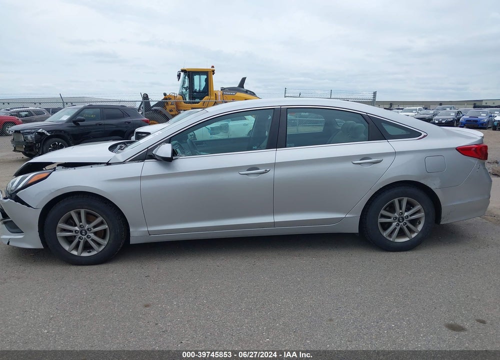 2016 HYUNDAI SONATA SE VIN: 5NPE24AF9GH317508