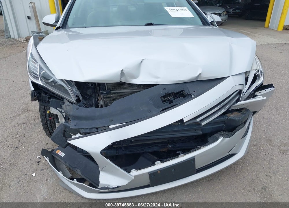 2016 HYUNDAI SONATA SE VIN: 5NPE24AF9GH317508