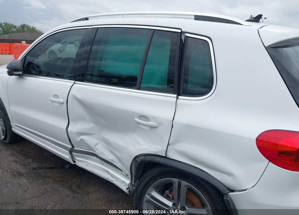 2017 VOLKSWAGEN TIGUAN 2.0T SPORT VIN: WVGUV7AX0HK015407