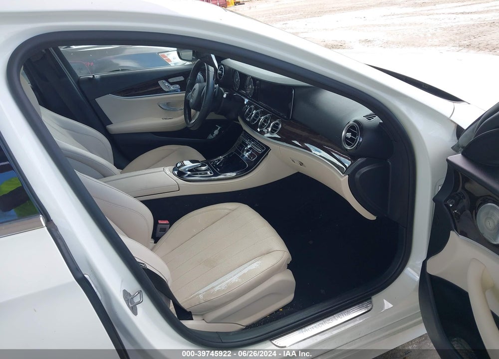 2017 MERCEDES-BENZ E 300 VIN: WDDZF4JB3HA193205