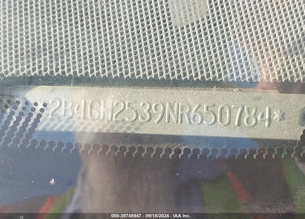 1992 DODGE CARAVAN VIN: 2B4GH2539NR650784
