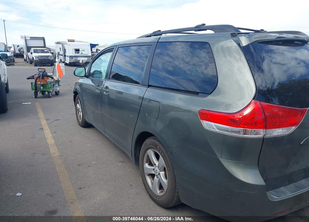 2011 TOYOTA SIENNA LE V6 VIN: 5TDKK3DC5BS126752