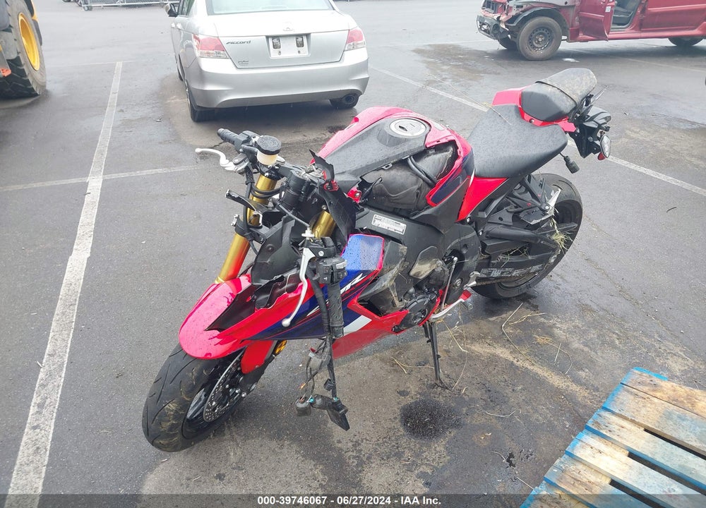2023 HONDA CBR1000 RA VIN: JH2SC7754PK600181