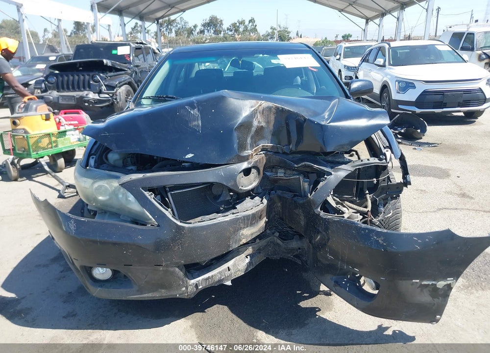 2011 TOYOTA CAMRY SE VIN: 4T1BF3EK2BU198333