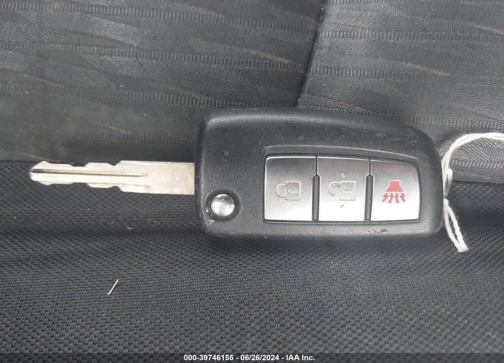 2017 NISSAN ROGUE S VIN: JN8AT2MV6HW003303