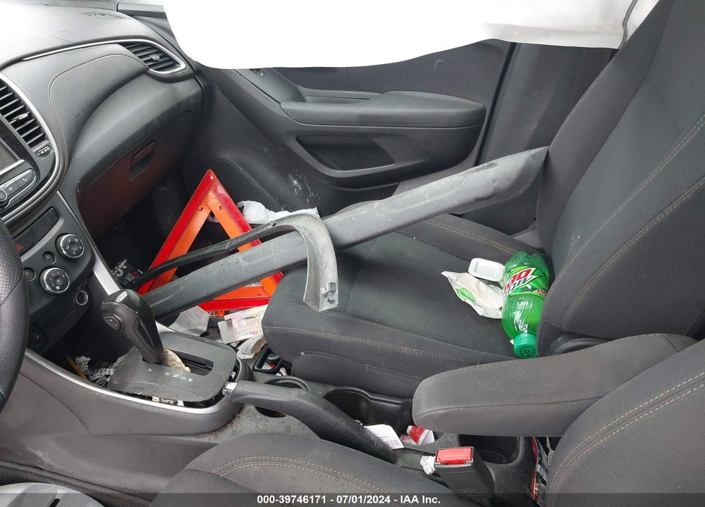 2019 CHEVROLET TRAX VIN: 3GNCJKSB0KL169081