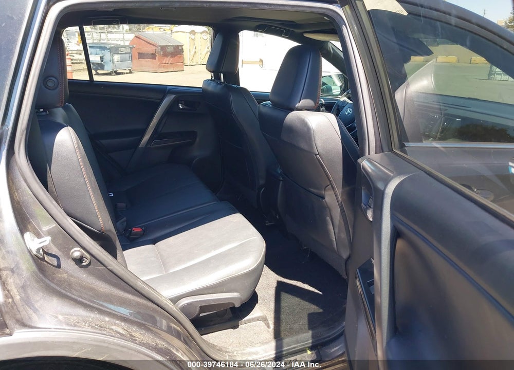 2017 TOYOTA RAV4 SE VIN: 2T3NFREV0HW403917