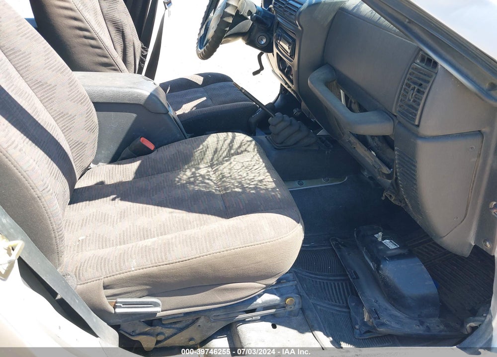 2004 JEEP WRANGLER X VIN: 1J4FA39S14P787741
