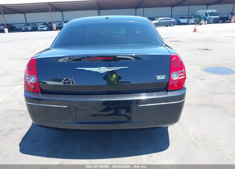2010 CHRYSLER 300 TOURING/SIGNATURE SERIES/EXECUTIVE SERIES VIN: 2C3CA5CV6AH125715
