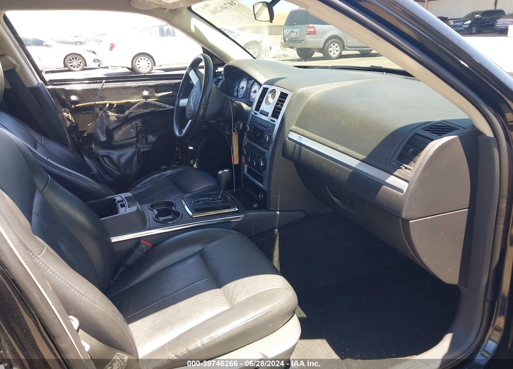 2010 CHRYSLER 300 TOURING/SIGNATURE SERIES/EXECUTIVE SERIES VIN: 2C3CA5CV6AH125715