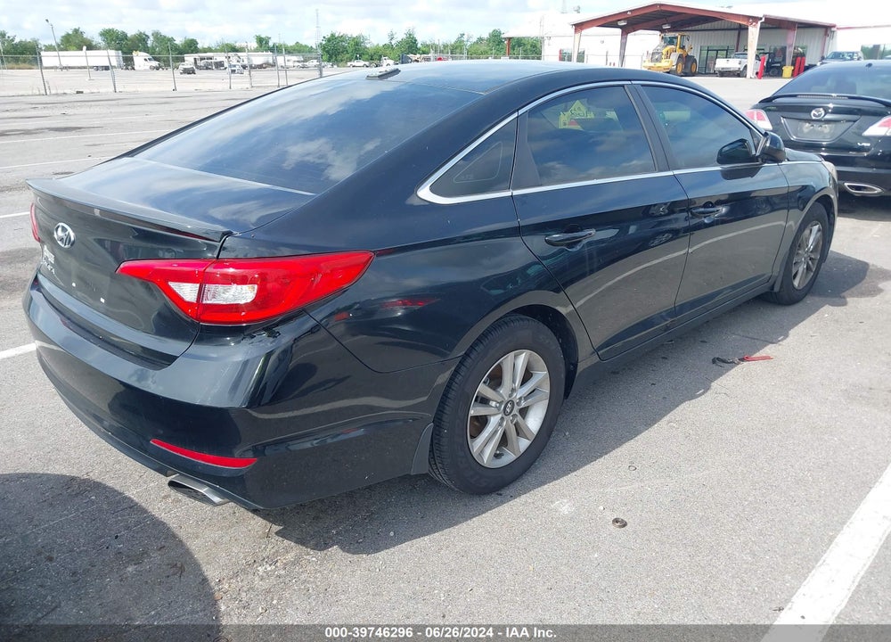 2017 HYUNDAI SONATA SE VIN: 5NPE24AF3HH502381