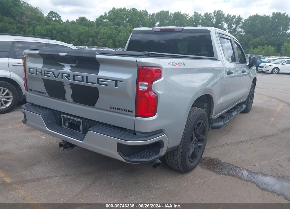 2021 CHEVROLET SILVERADO 1500 4WD SHORT BED CUSTOM VIN: 1GCPYBEK7MZ195688