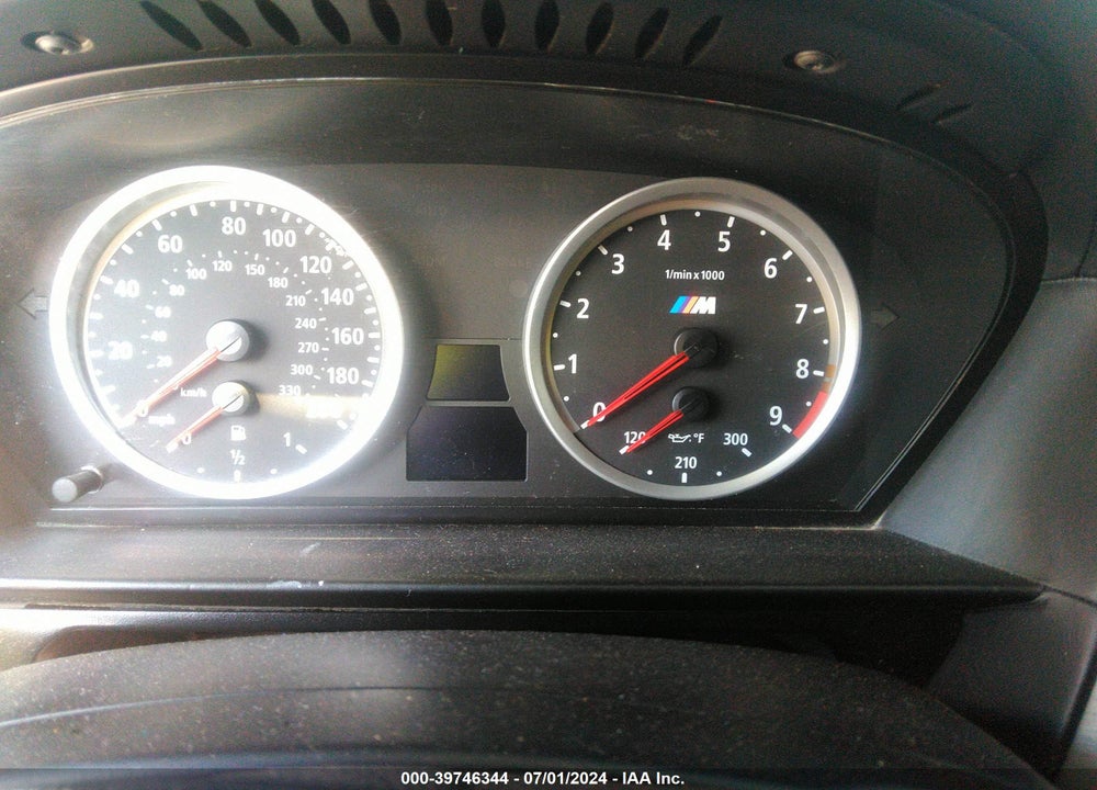 2006 BMW M5 VIN: WBSNB93526CX06432