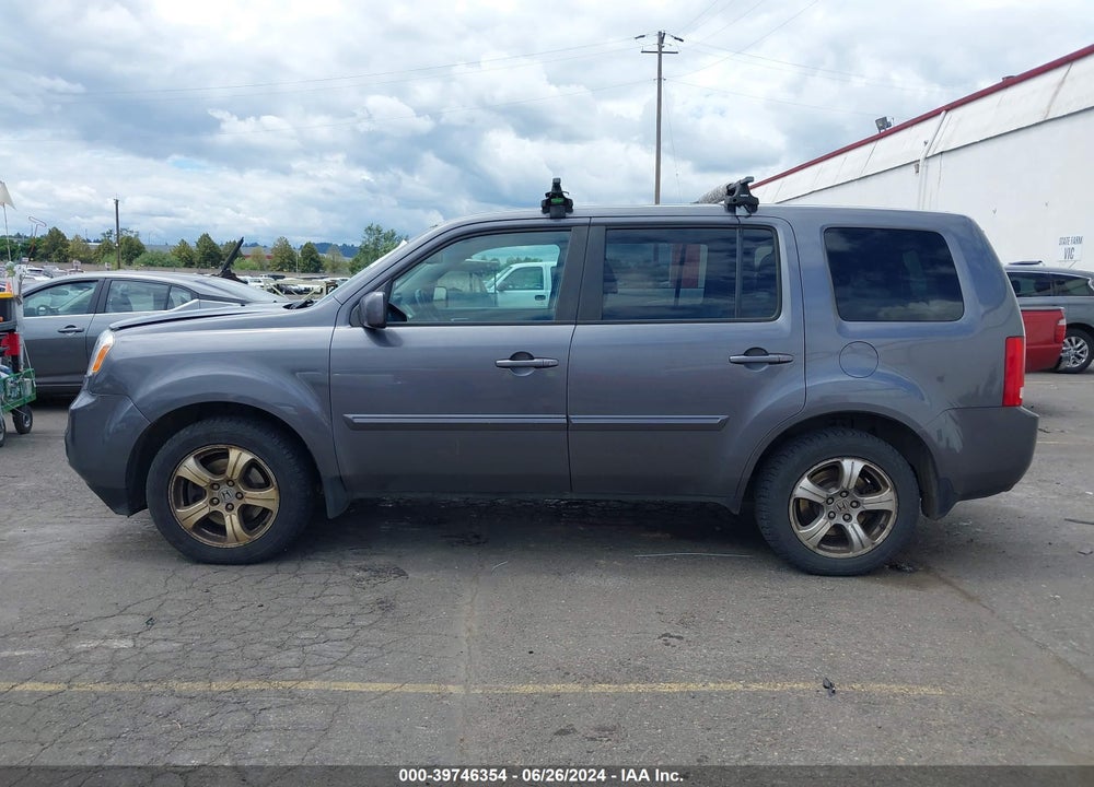 2015 HONDA PILOT EX-L VIN: 5FNYF4H51FB063143