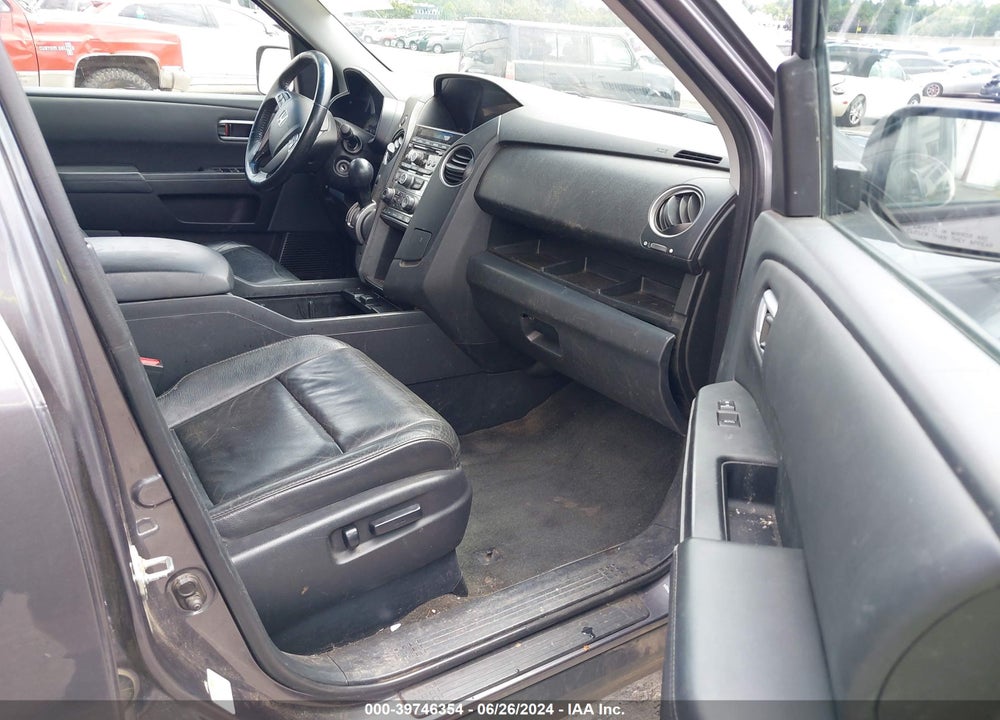 2015 HONDA PILOT EX-L VIN: 5FNYF4H51FB063143