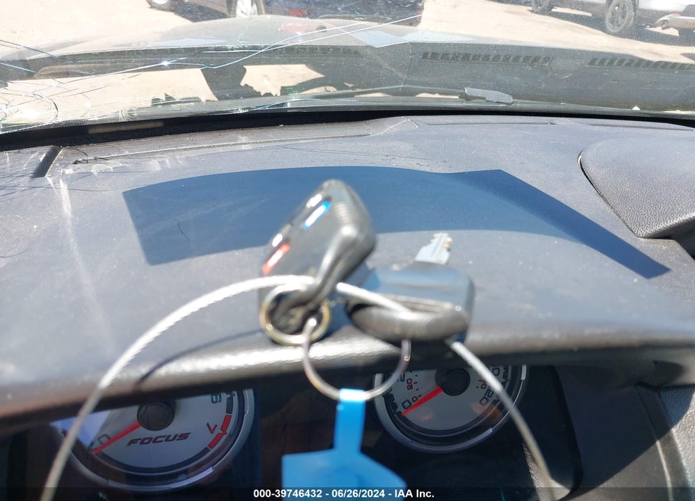 2010 FORD FOCUS SE VIN: 1FAHP3FN5AW112350