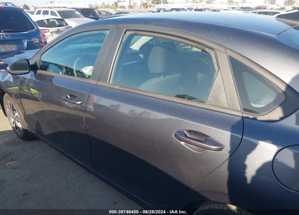 2023 KIA FORTE LXS VIN: 3KPF24AD1PE557174