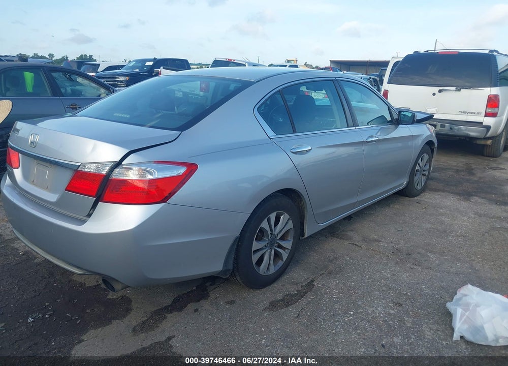 2015 HONDA ACCORD LX VIN: 1HGCR2F33FA070810