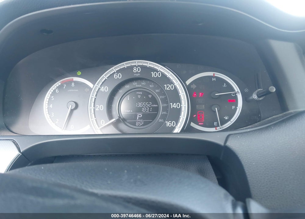 2015 HONDA ACCORD LX VIN: 1HGCR2F33FA070810
