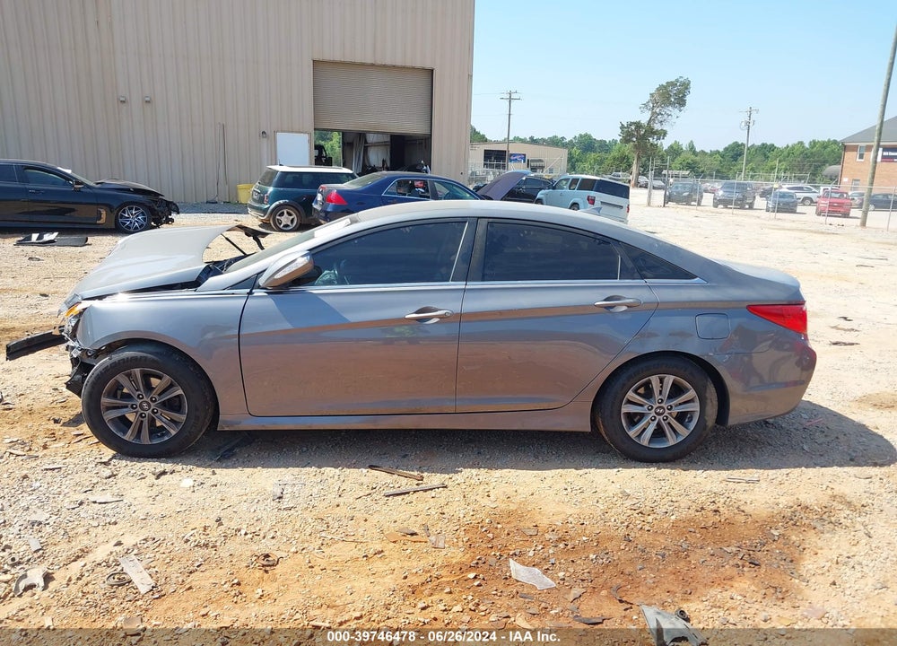2014 HYUNDAI SONATA GLS VIN: 5NPEB4AC7EH935977