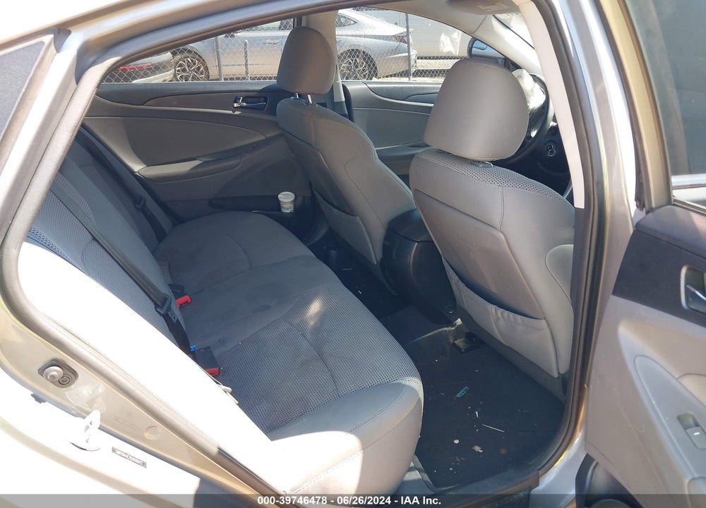 2014 HYUNDAI SONATA GLS VIN: 5NPEB4AC7EH935977