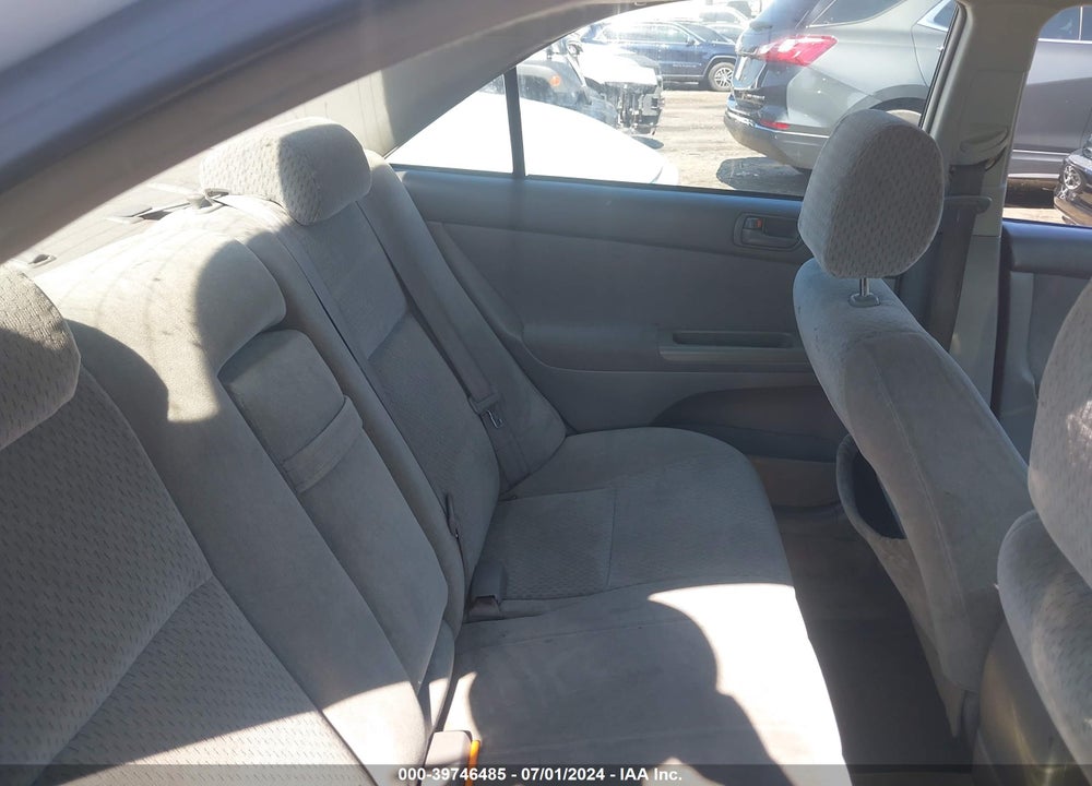 2004 TOYOTA CAMRY LE VIN: 4T1BE32K04U325994