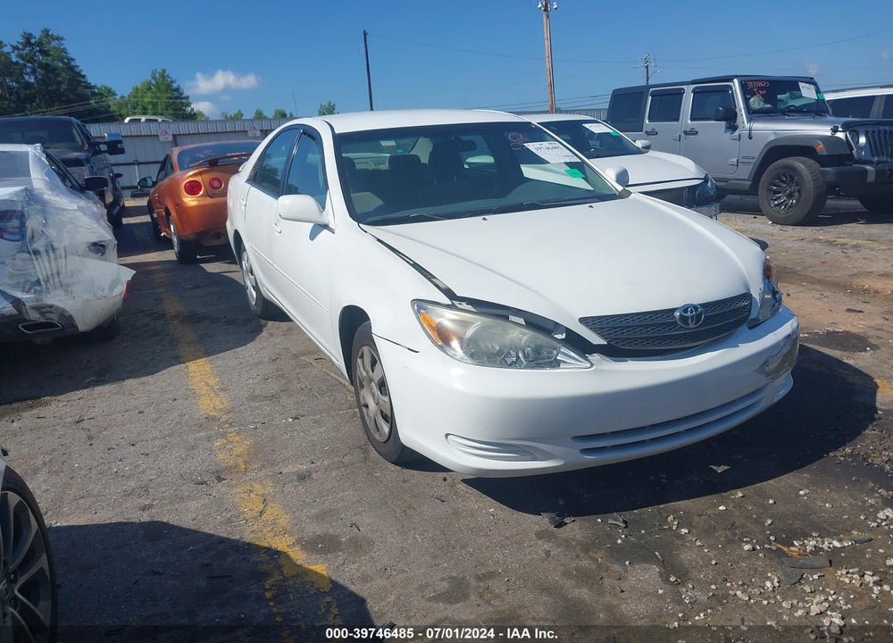2004 TOYOTA CAMRY LE VIN: 4T1BE32K04U325994