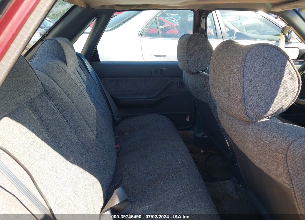 1990 TOYOTA CAMRY DLX VIN: 4T1SV21E2LU208180