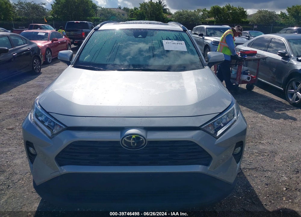 2019 TOYOTA RAV4 XLE PREMIUM VIN: JTMC1RFV4KD516472