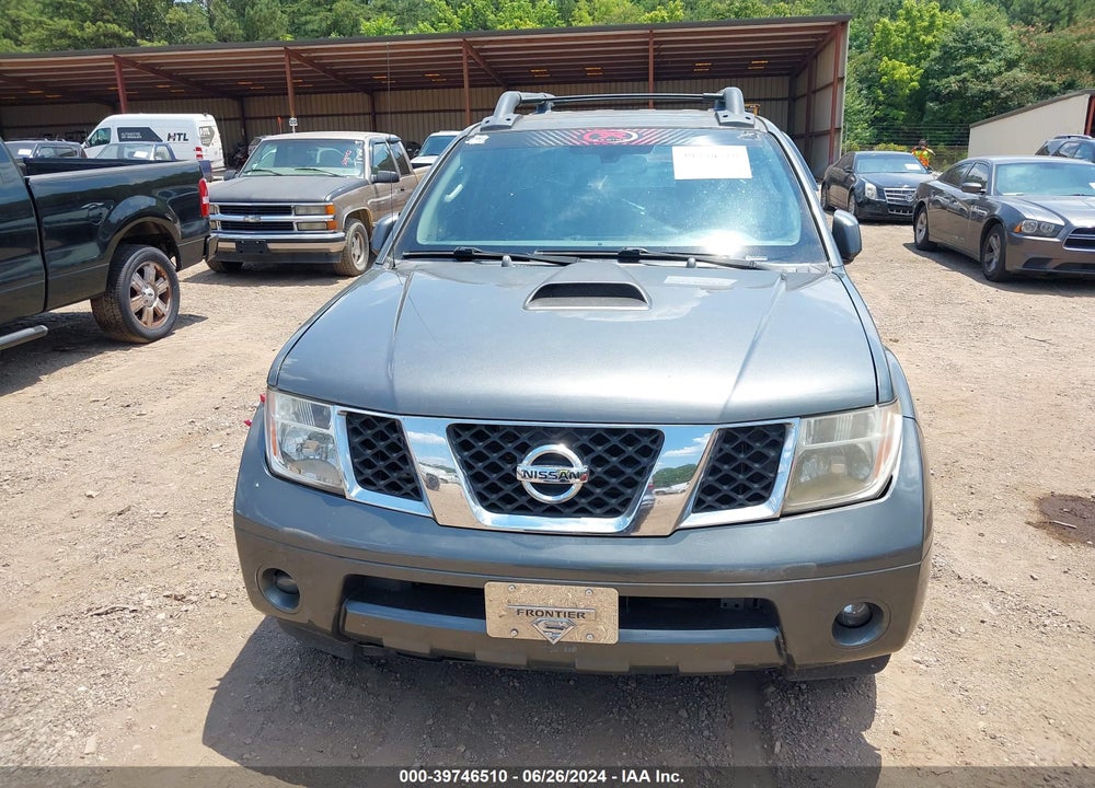 2006 NISSAN FRONTIER LE VIN: 1N6AD07U56C466917