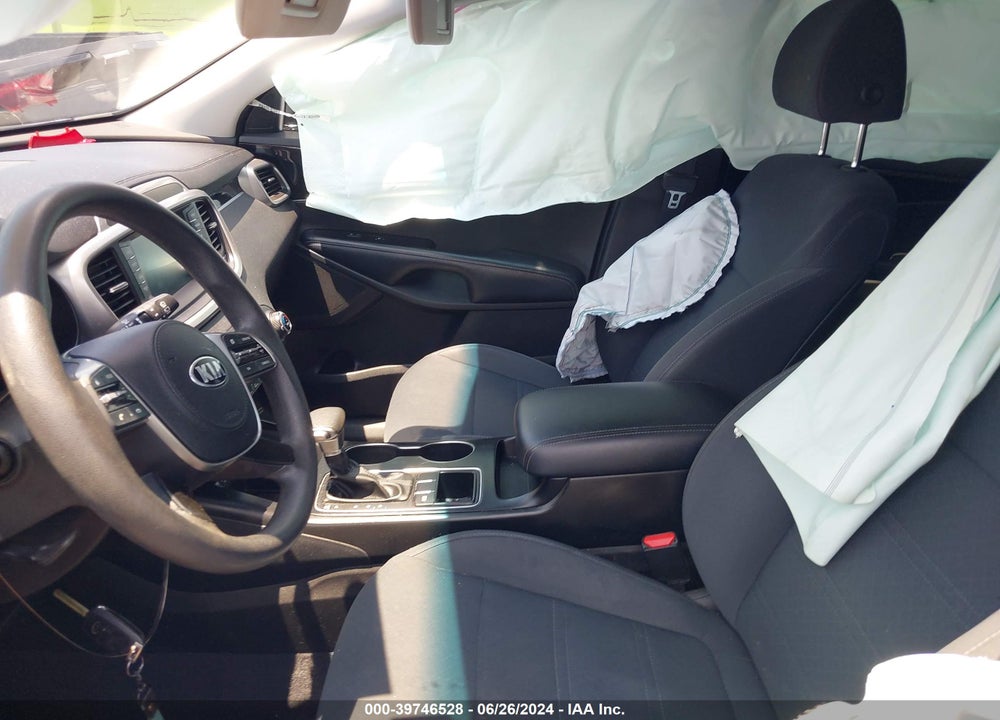 2019 KIA SORENTO VIN: 5XYPG4A59KG482878