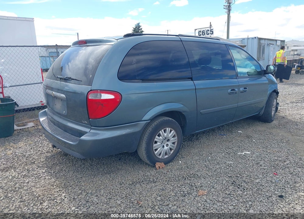 2005 CHRYSLER TOWN & COUNTRY LX VIN: 2C4GP44R05R591549