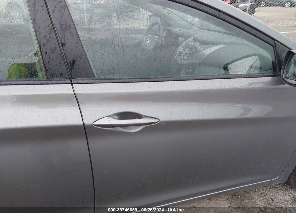 2013 HYUNDAI ELANTRA GLS VIN: 5NPDH4AE5DH393692