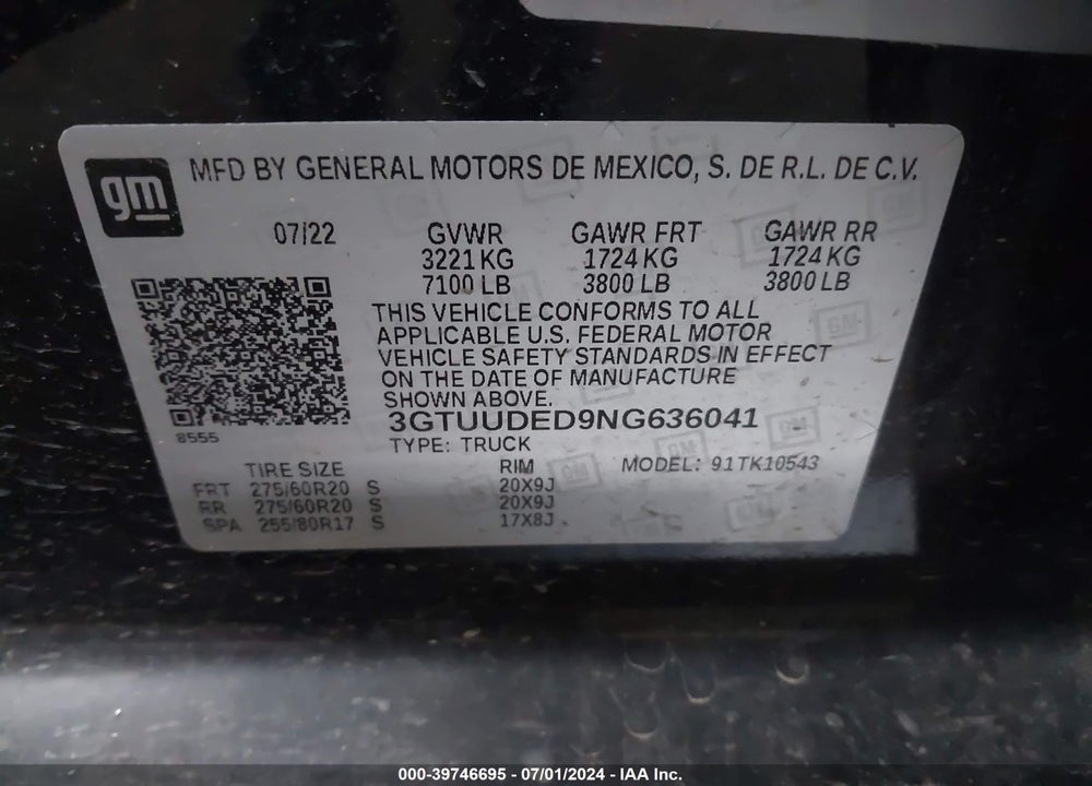 2022 GMC SIERRA 1500 4WD SHORT BOX SLT VIN: 3GTUUDED9NG636041