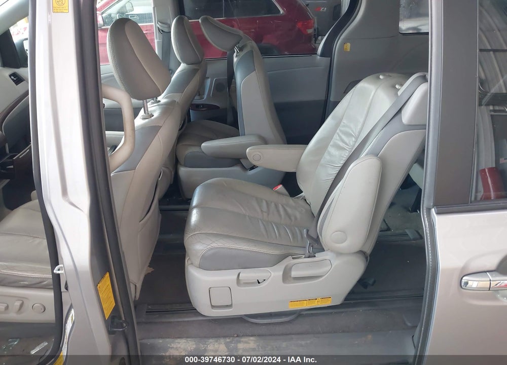 2011 TOYOTA SIENNA LIMITED VIN: 5TDDK3DC0BS004499