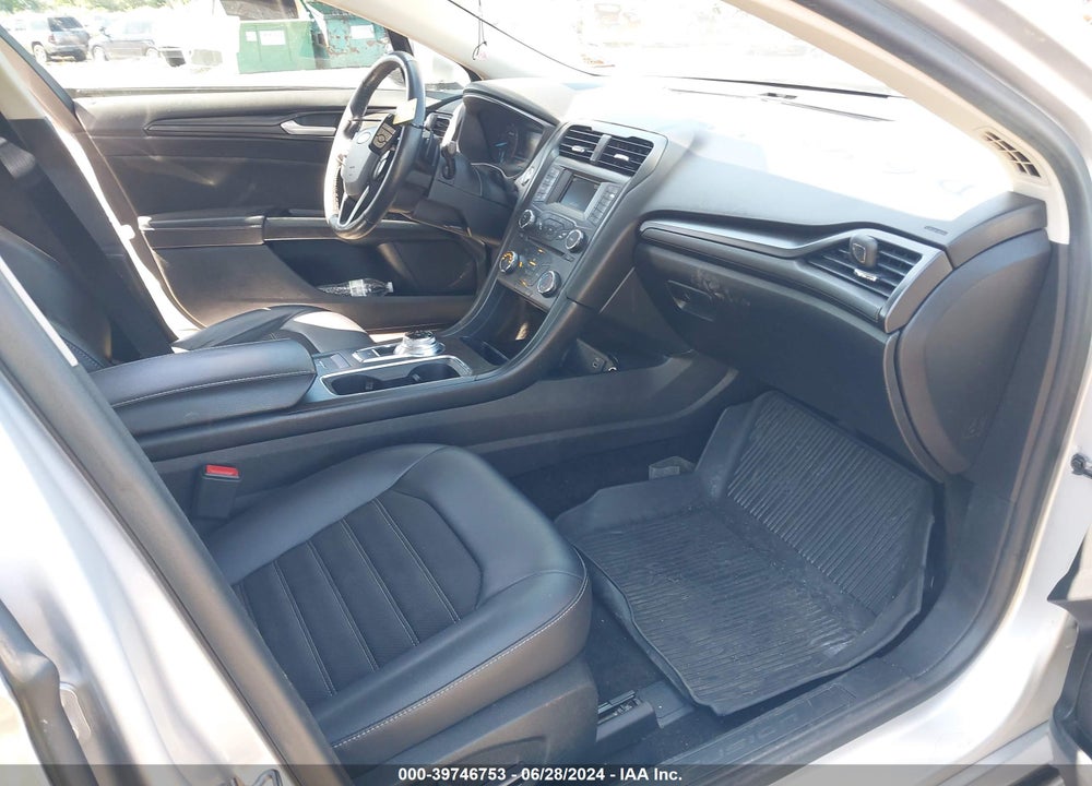 2018 FORD FUSION SE VIN: 3FA6P0HD7JR210096