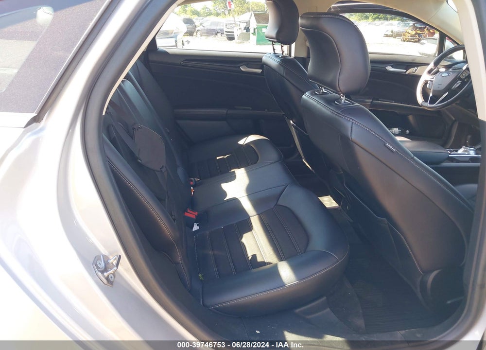 2018 FORD FUSION SE VIN: 3FA6P0HD7JR210096