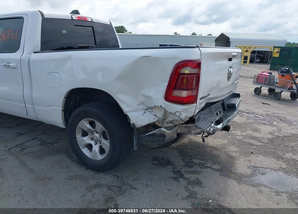 2019 RAM 1500 BIG HORN/LONE STAR 4X4 6'4 BOX VIN: 1C6SRFMT2KN733704