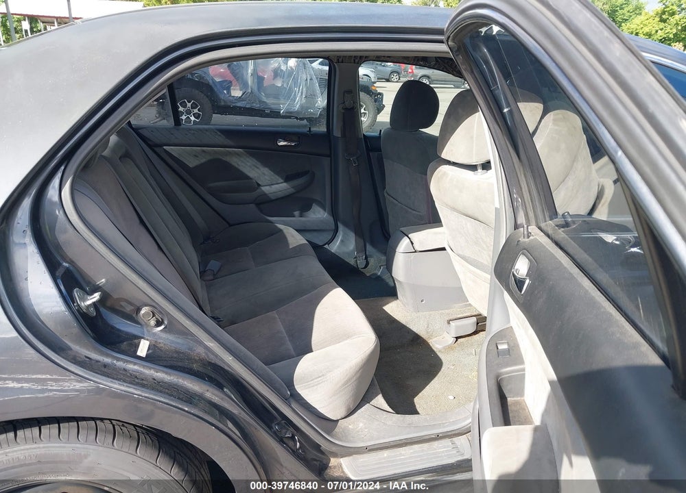 2004 HONDA ACCORD 2.4 LX VIN: 1HGCM56344A156009