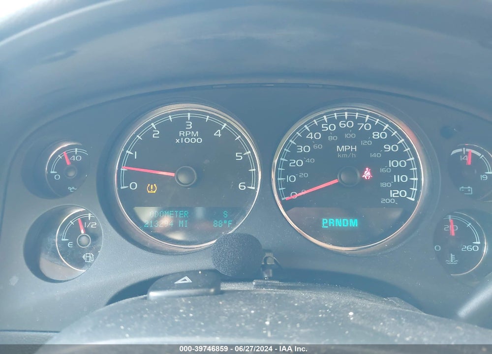 2013 CHEVROLET TAHOE LS VIN: 1GNSCAE06DR102488