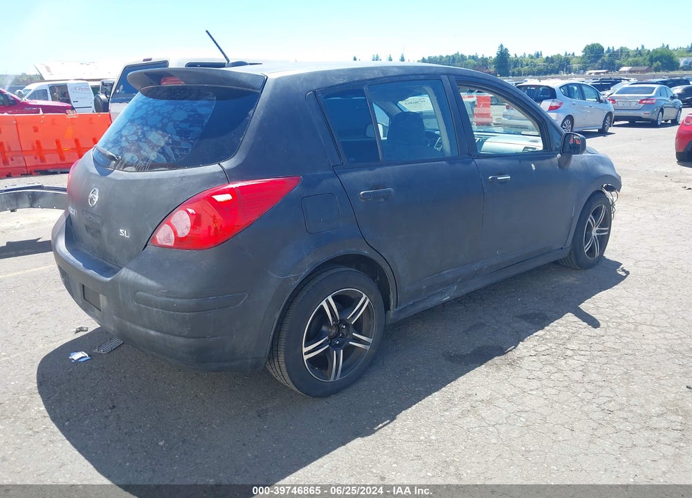 2011 NISSAN VERSA 1.8SL VIN: 3N1BC1CP8BL424713