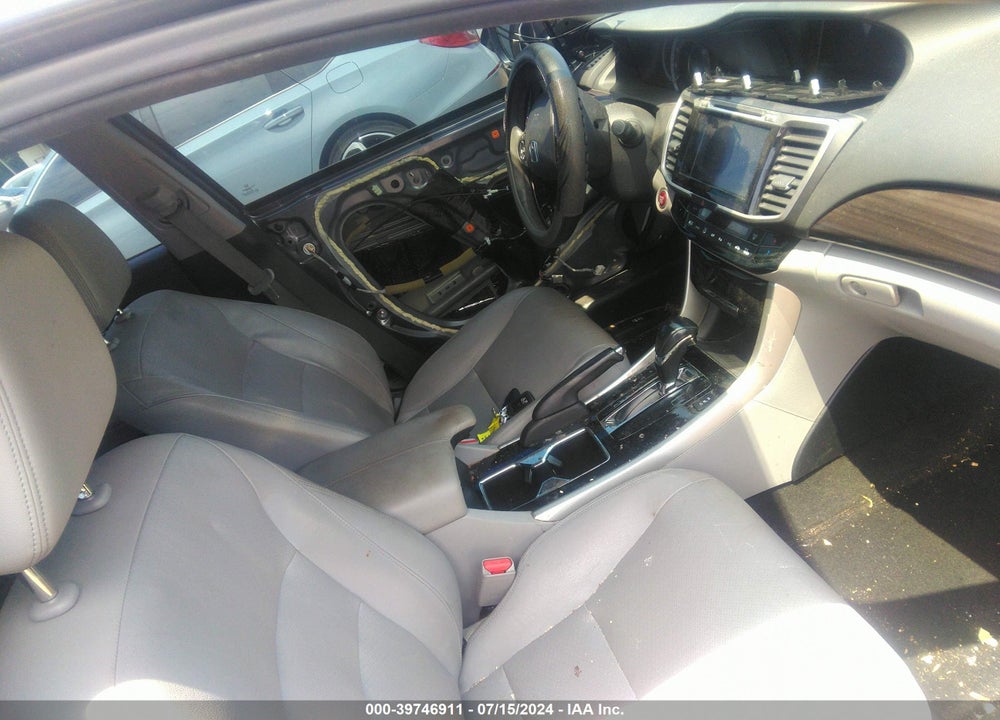 2016 HONDA ACCORD EX-L VIN: 1HGCR2F9XGA132922