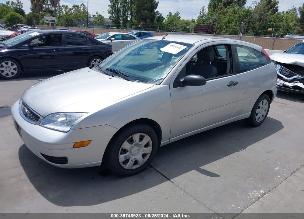 2005 FORD FOCUS ZX3 VIN: 3FAFP31N25R115410