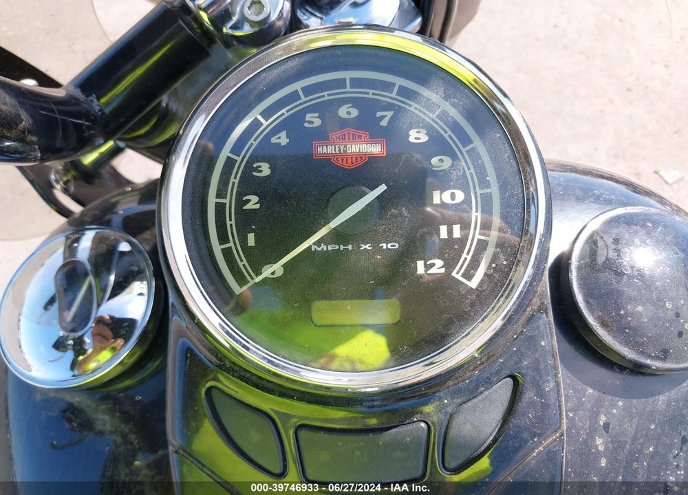 2015 HARLEY-DAVIDSON FLS SOFTAIL SLIM VIN: 1HD1JRV12FB028319